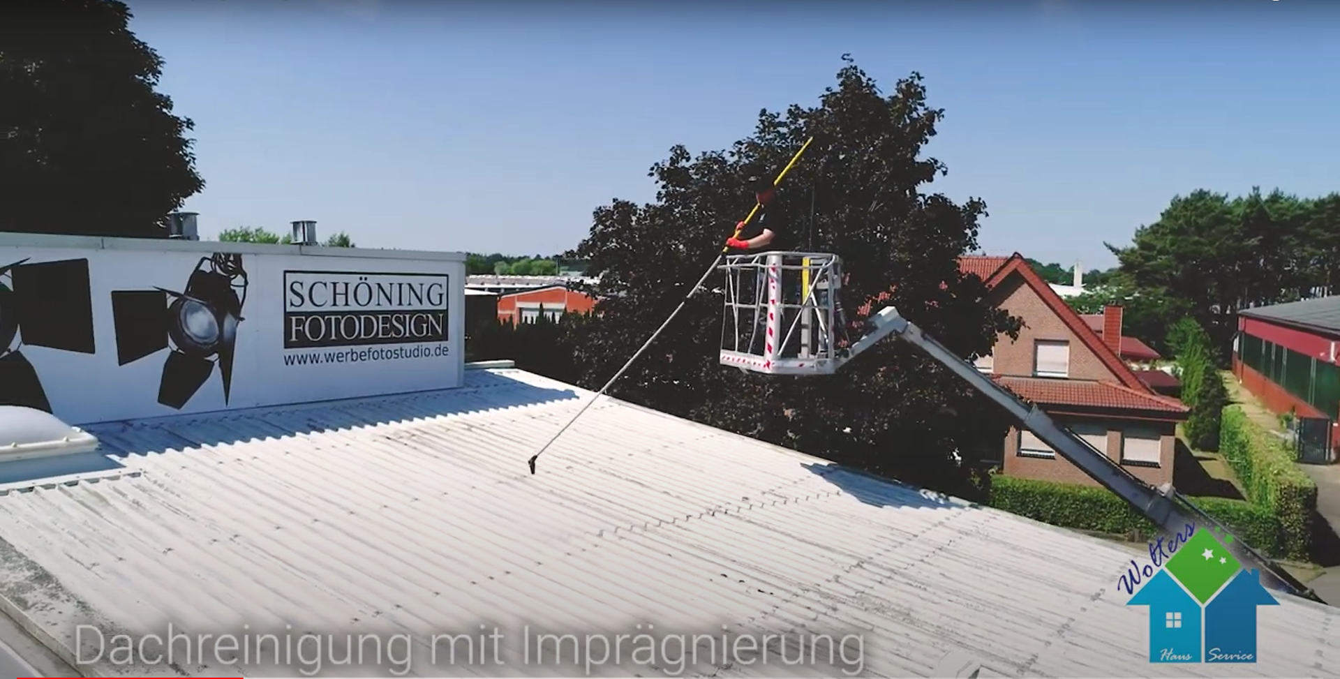 Fachgerechte Dach-Komplettreinigung f&uuml;r Kunden in Nordhorn und Umgebung.